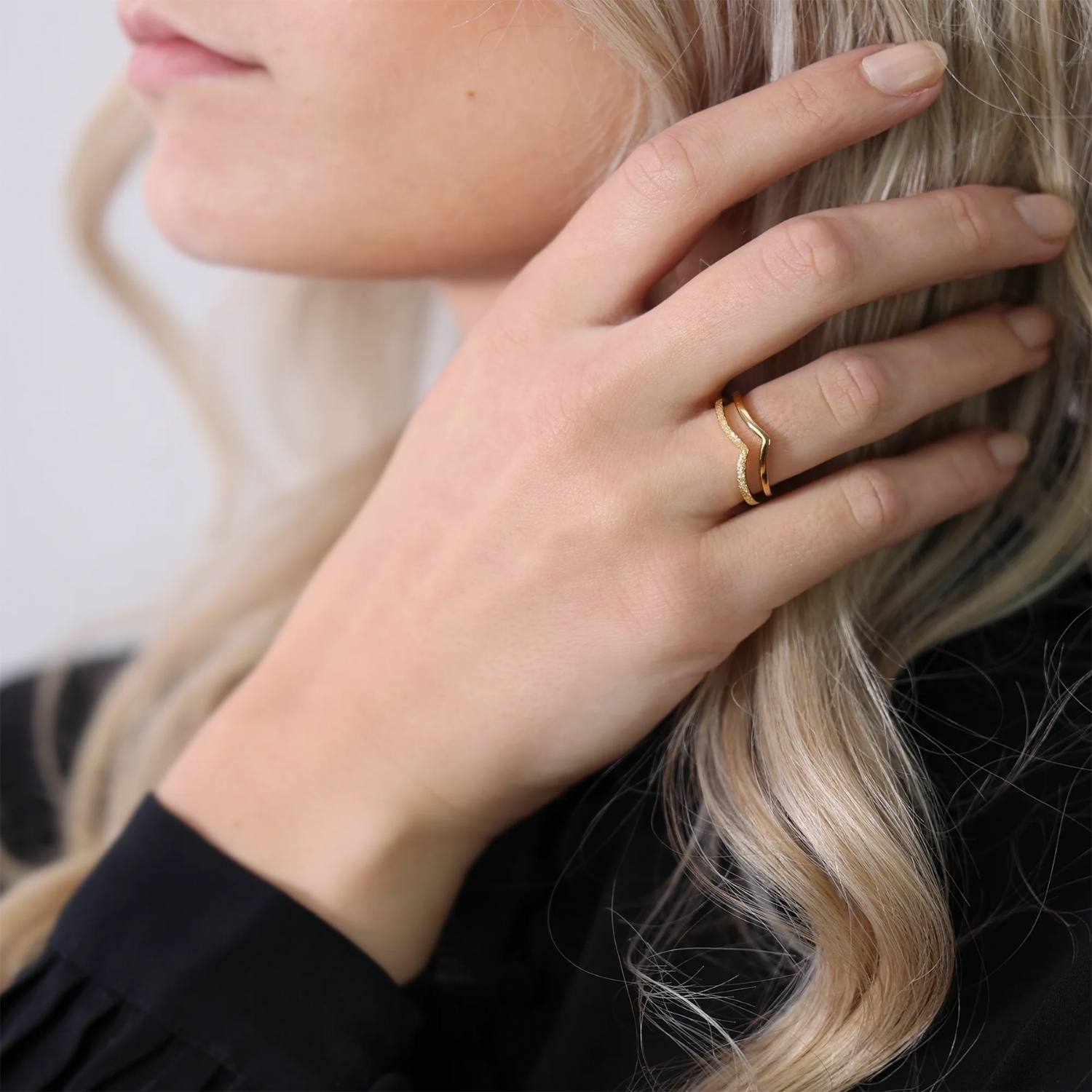 DETAIL256151